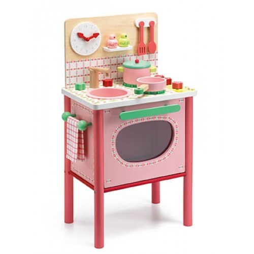 3070900065048-djeco-cuisiniere-de-lila--cuisine-en-bois-jouet-des-3-ans