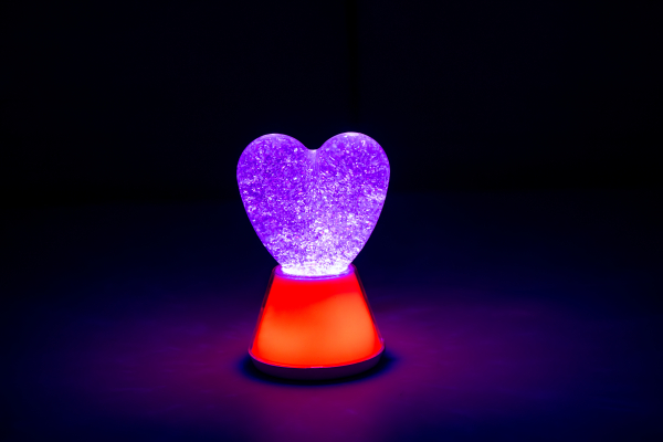 8437029735248-little-l---magic-glow---coeur