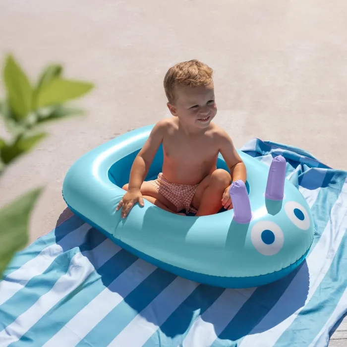 5425031174806-quut---bateau--ocean