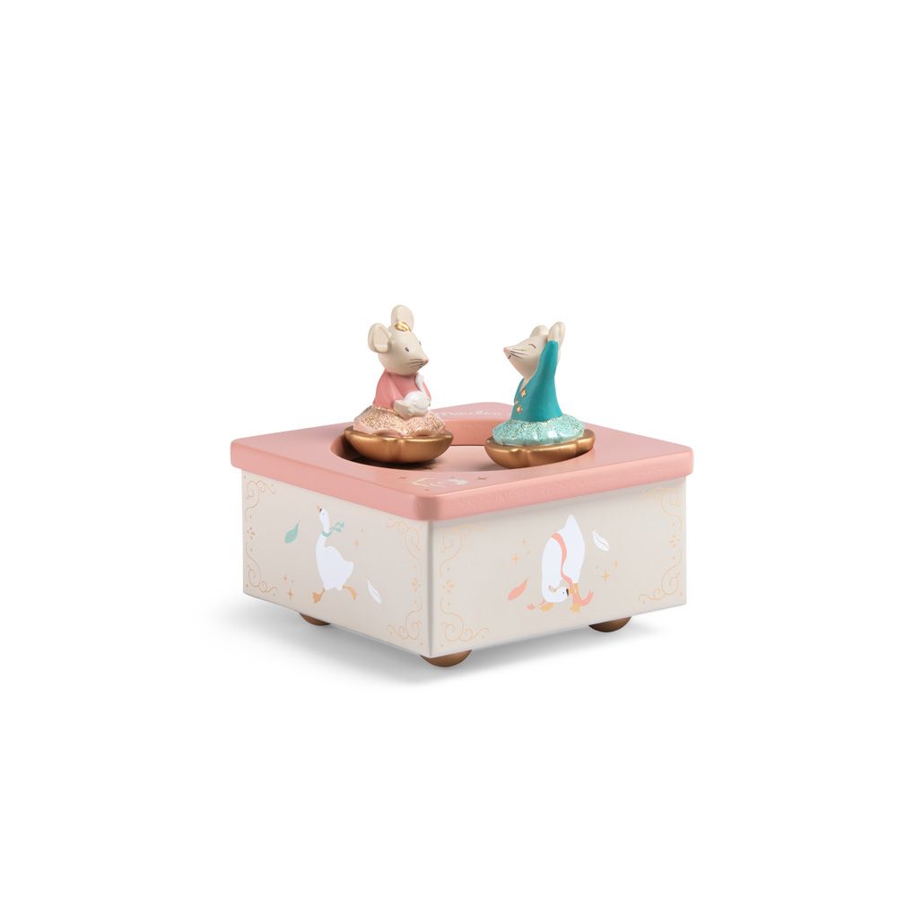 3575676671061-boite-a-musique-la-petite-ecole-de-danse-moulin-roty--coffret-musical-des-la-naissance