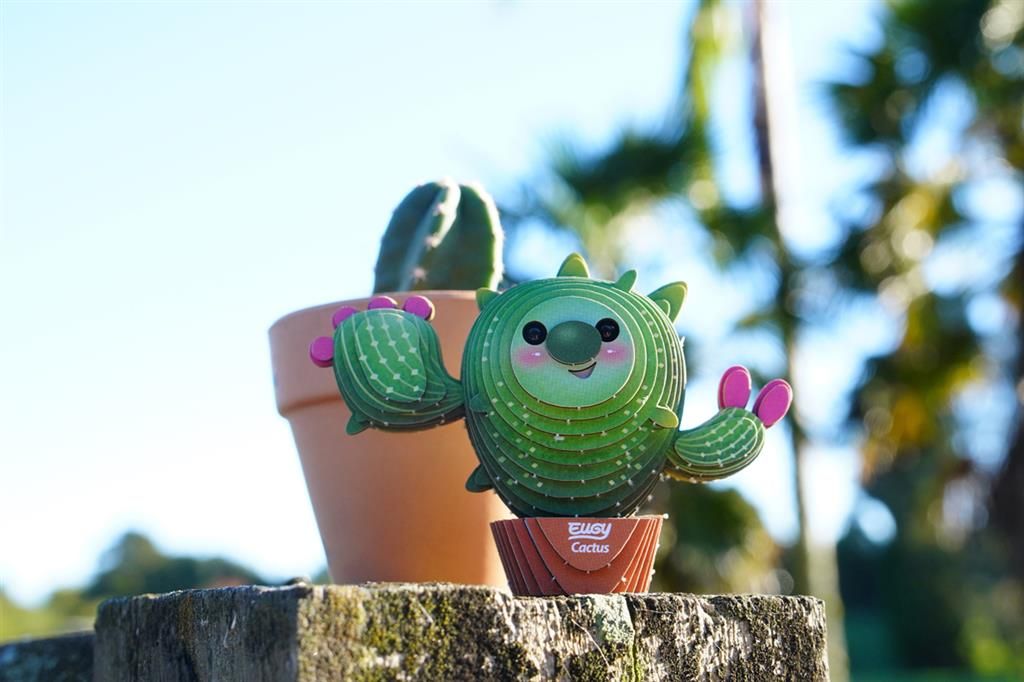 9421036940510-eugy-puzzle-3d--cactus--maquette-en-carton-ecologique-a-construire-des-6-ans