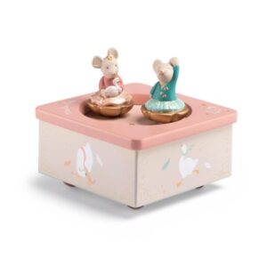 3575676671061-boite-a-musique-la-petite-ecole-de-danse-moulin-roty--coffret-musical-des-la-naissance