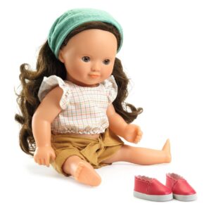 3070900077621-poupee-lovely-josephine-djeco--poupee-32-cm-aux-yeux-dormeurs-des-3-ans
