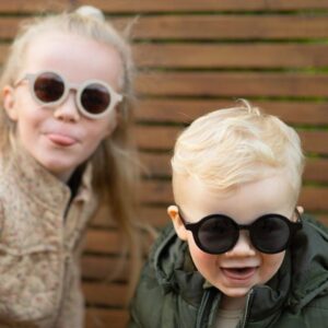 5740017401098-lunettes-de-soleil-enfant-craspedia-noir-follow-the-duck--protection-uv400--des-3-ans